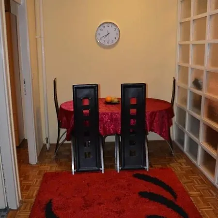 شقة Apartman Panonia
